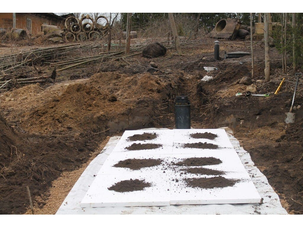 Replacing a septic tank with a sewage treatment plant